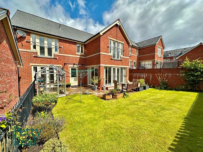 4 Bedroom Detached House For Sale In Grenfell Gardens, Colne, BB8