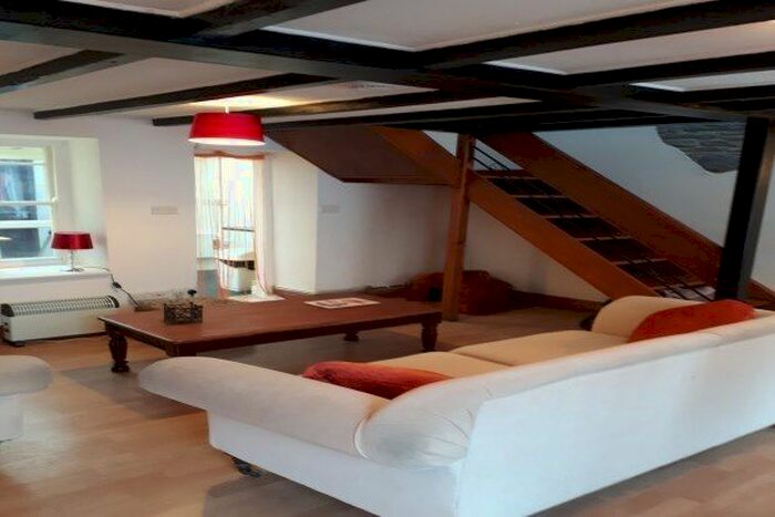 1 Bedroom Property To Rent In Station Road, Tregaron, SY25