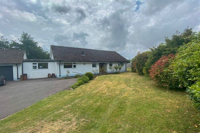 2 Bedroom Detached Bungalow To Rent In Stroud End, Stroud, Petersfield, Hampshire, GU32