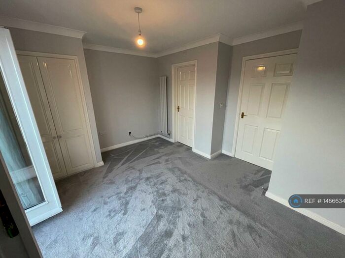 2 Bedroom Flat To Rent In Brendon Court, Tiptree, Colchester, CO5