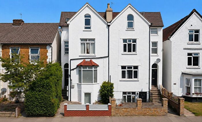 1 Bedroom Flat For Sale In Waddon Road, Croydon, CR0