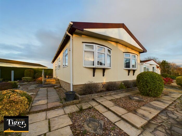 2 Bedroom Park Home For Sale In Lotus Drive, Carr Bridge Residential Park, Blackpool, FY4