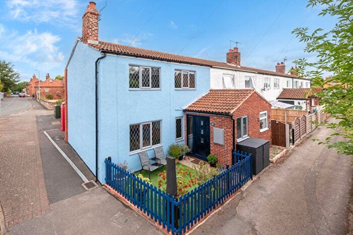 2 Bedroom End Of Terrace House For Sale In High Street, Newton On Trent, Lincoln, LN1