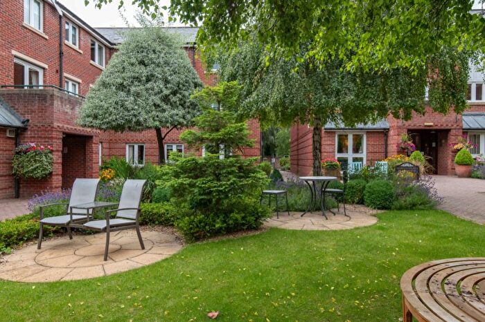 1 Bedroom Flat For Sale In Georgian Court, Spalding, Lincolnshire, PE11