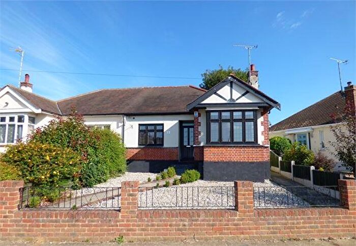 2 Bedroom Semi-Detached Bungalow To Rent In Mornington Crescent, Hadleigh, Hadleigh, SS7