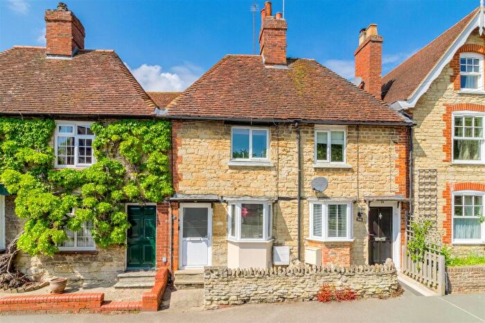 2 Bedroom Cottage For Sale In High Street, Sherington, MK16