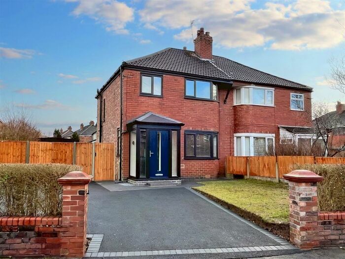 3 Bedroom Semi-Detached House To Rent In Maywood Avenue, Manchester, M20