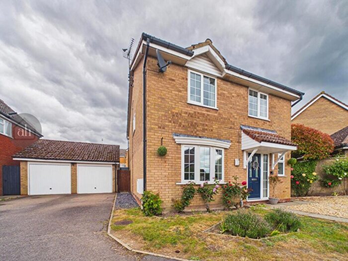 4 Bedroom Detached House For Sale In Plummer Close, Ixworth, IP31