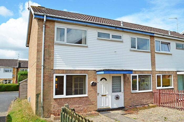 4 Bedroom End Of Terrace House To Rent In Morrell Court, York, North Yorkshire, YO24