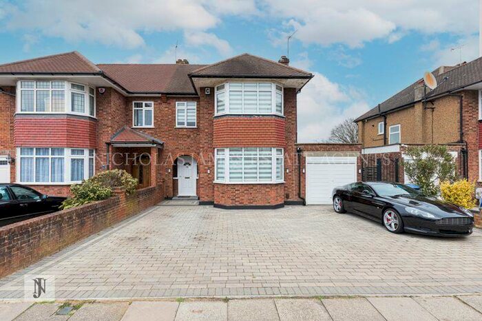 3 Bedroom Semi-Detached House To Rent In Westpole Avenue, Cockfosters, EN4