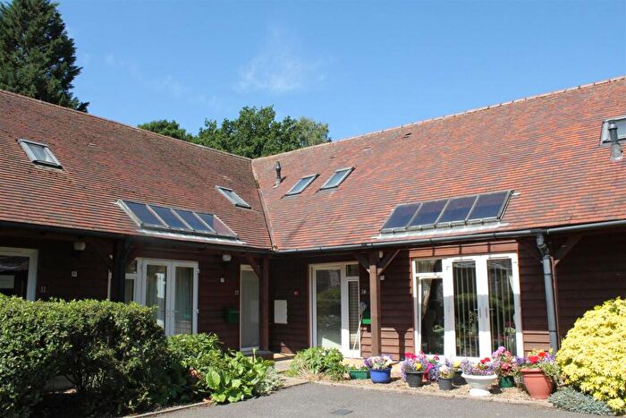 2 Bedroom Bungalow For Sale In Broad Oak Manor, Hertford, SG14