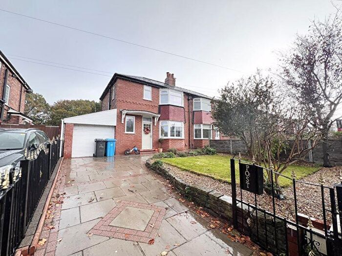 3 Bedroom Semi Detached House To Rent In Old Clough Lane, Manchester, M28