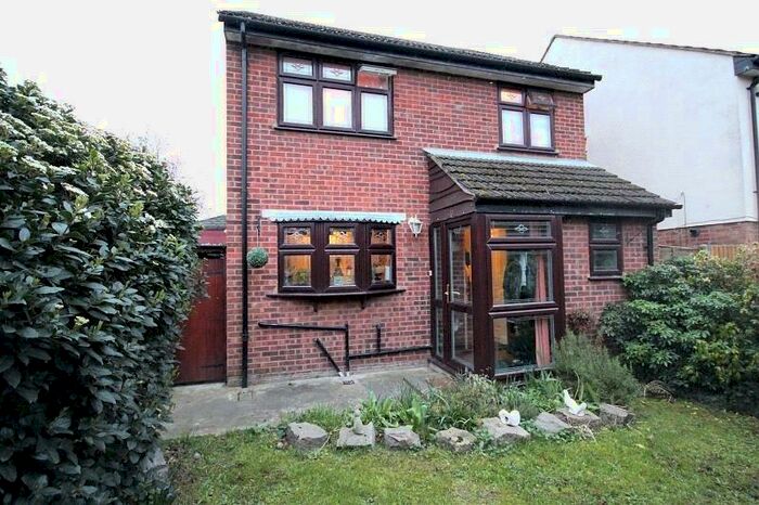 3 Bedroom Semi-Detached House To Rent In Abbey Wood Lane, Rainham, Essex, RM13