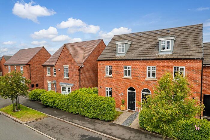 3 Bedroom End Of Terrace House For Sale In Western Way, Northwich, CW8