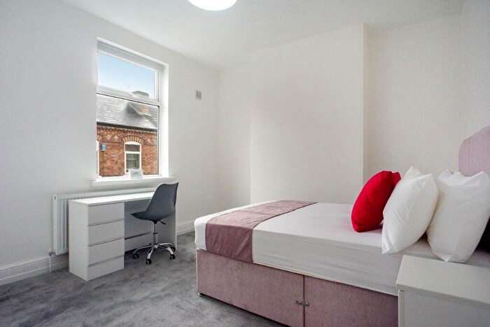 4 Bedroom Terraced House To Rent In Tudor Grove, Nottingham, Nottinghamshire, NG1