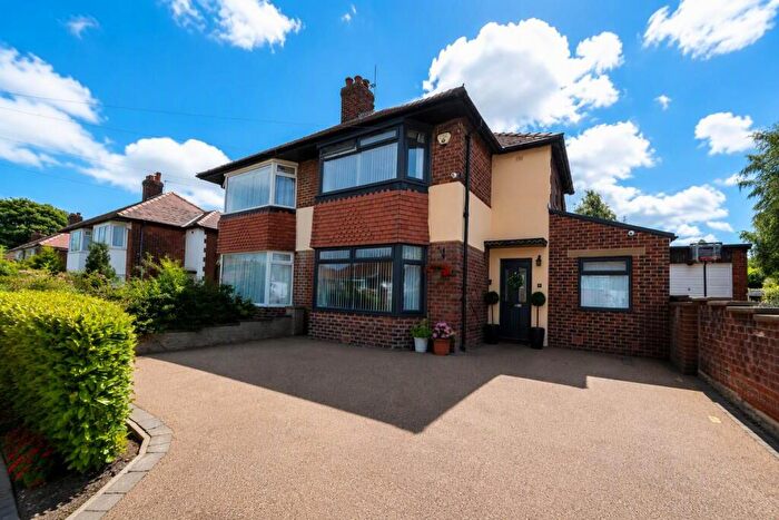 4 Bedroom Semi Detached House For Sale In Green Park Road, Skircoat Green, Halifax, HX3