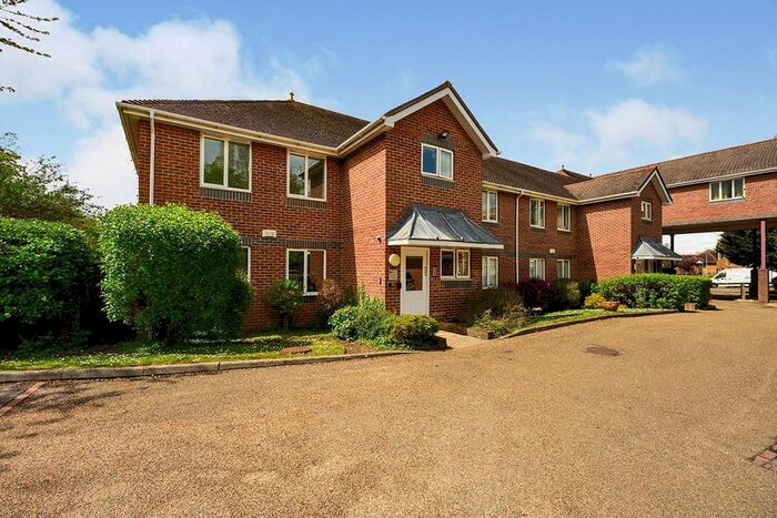 2 Bedroom Flat To Rent In Enterprise Road, Maidstone, Kent, ME15