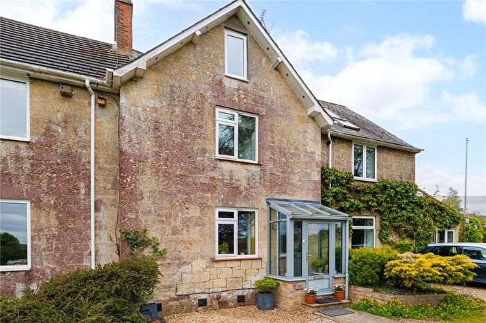 3 Bedroom Terraced House For Sale In Tisbury, Salisbury, SP3