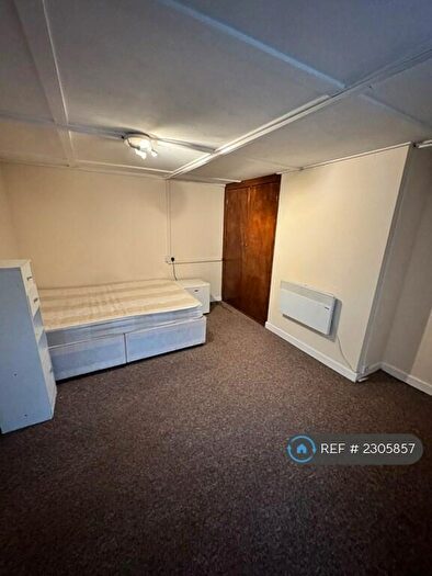 1 Bedroom Flat To Rent In Bedford Road, Reading, RG1