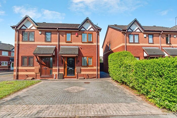 2 Bedroom Semi-Detached House For Sale In Little Clothier Street, Willenhall, WV13