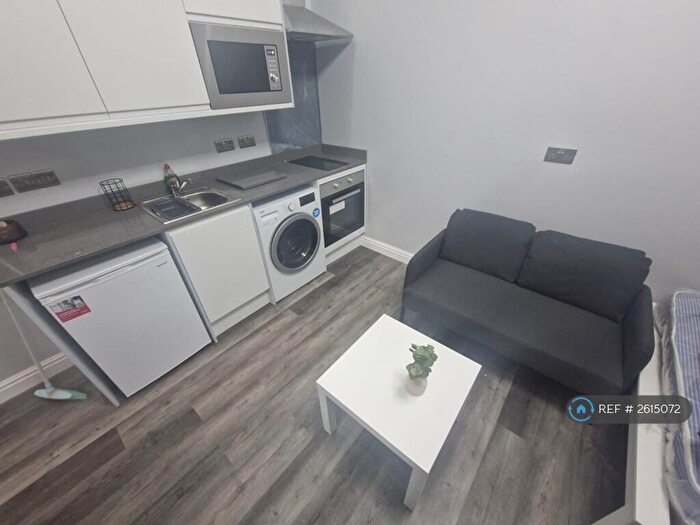 Studio To Rent In Brearley Street, Hockley, Birmingham, B19