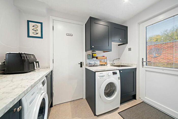 5 Bedroom Detached House For Sale In Heritage Park, Hatch Warren, RG22