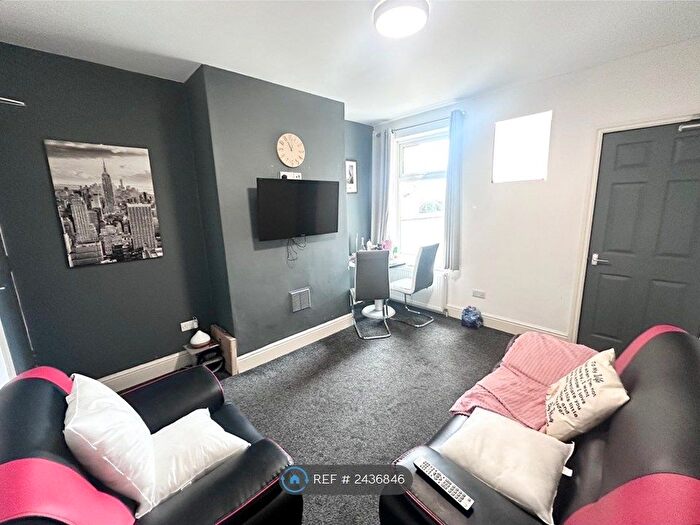 3 Bedroom Terraced House To Rent In Dean Street, Derby, DE22