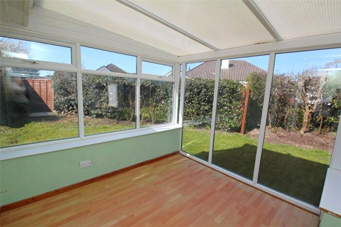 3 Bedroom Bungalow For Sale In Friars Pond Road, Fareham, Hampshire, PO15