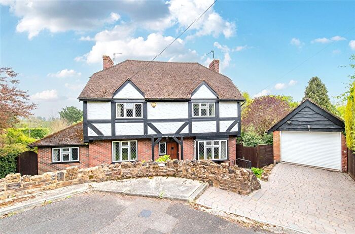 4 Bedroom Detached House For Sale In Copperfield Crescent, Higham, Kent, ME3