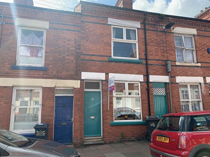 2 Bedroom Terraced House To Rent In Bosworth Street, Leicester, LE3