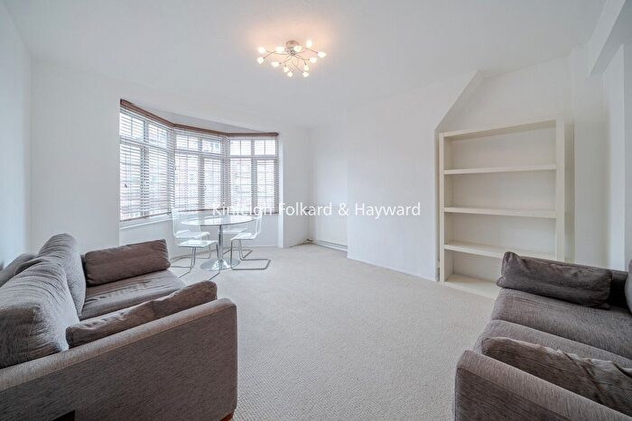 2 Bedroom Flat To Rent In Streatham Hill, London, SW2