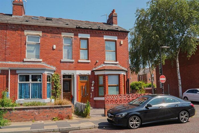 3 Bedroom End Of Terrace House For Sale In Cranbourne Road, Old Trafford, M16