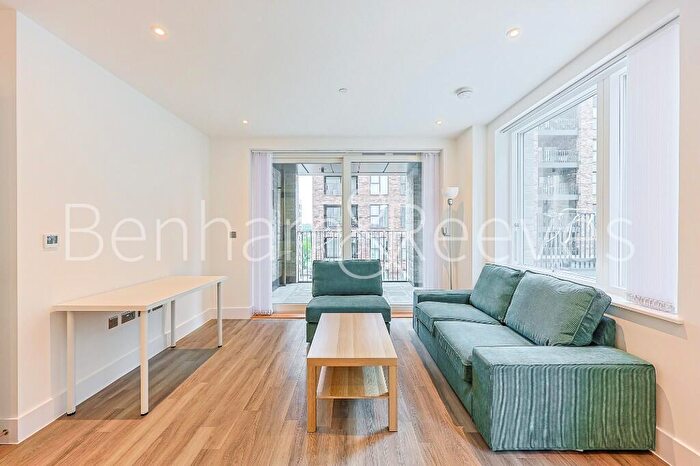 2 Bedroom Apartment To Rent In Sanday Drive, Colindale Gardens, NW9