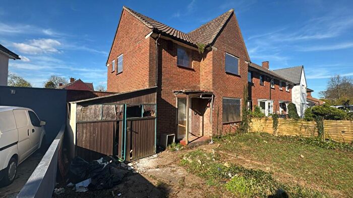 3 Bedroom Semi-Detached House For Sale In Fairchildes Avenue, New Addington, Croydon, Greater London, CR0