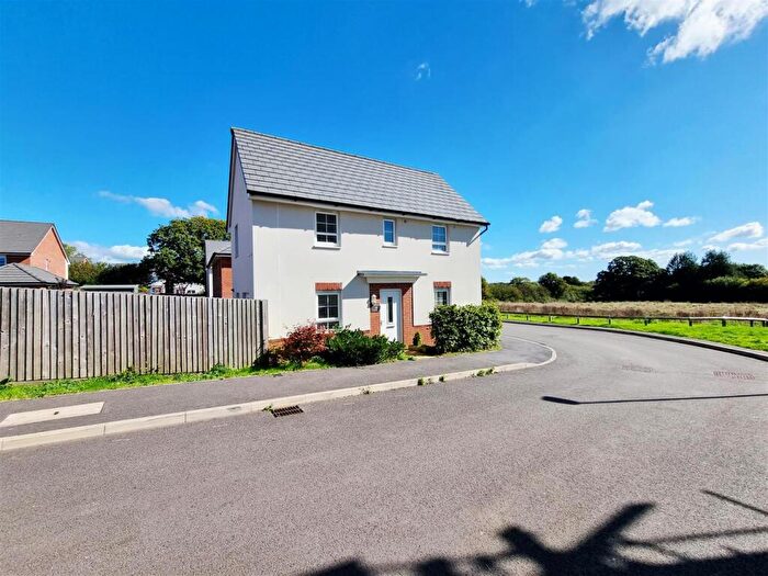 3 Bedroom Detached House For Sale In Barrabill Way, Launceston, PL15