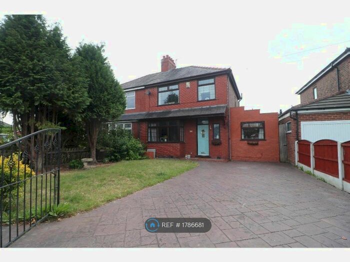 3 Bedroom Semi-Detached House To Rent In Hood Lane North, Great Sankey, Warrington, WA5