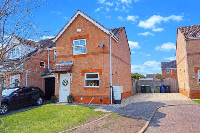 2 Bedroom Semi-Detached House For Sale In Gill Court, Grimsby, DN33