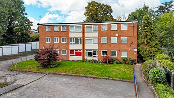 2 Bedroom Flat For Sale In Boldmere Gardens, Boldmere Road, Sutton Coldfield, West Midlands, B73