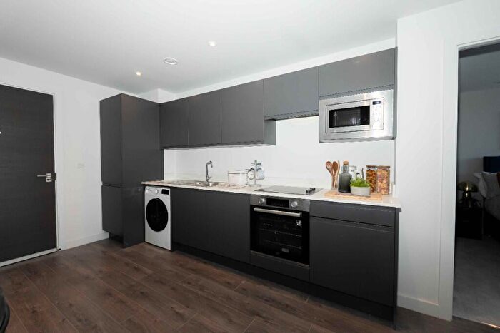 2 Bedroom Apartment To Rent In Greengate, Manchester, Greater Manchester, M3