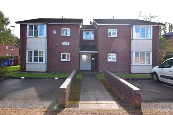 1 Bedroom Apartment To Rent In Aldford Close, Manchester, M20