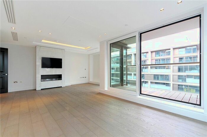 2 Bedroom Flat To Rent In Kensington High Street, London, W14