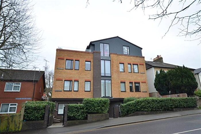 2 Bedroom Apartment To Rent In Buckhurst Hill, Essex, IG9
