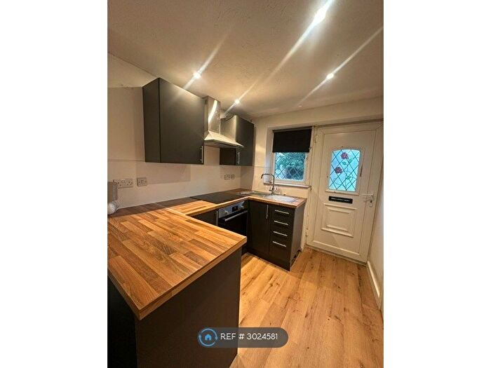 Studio To Rent In Wood Cottage, Ruthin, LL15