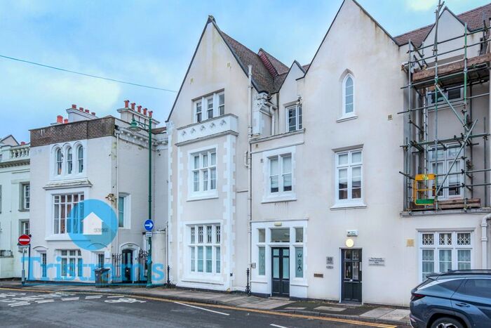 2 Bedroom Flat To Rent In Park Terrace, Nottingham, NG1