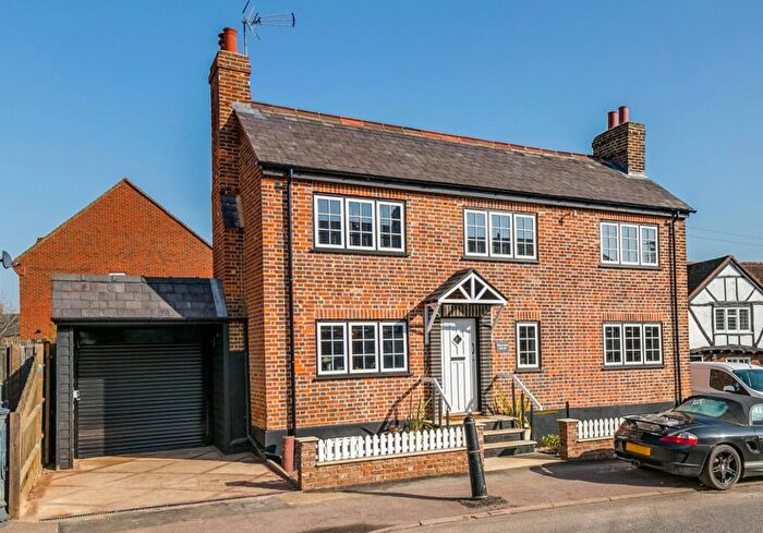 5 Bedroom Detached House For Sale In High Street, Codicote, Hertfordshire, SG4