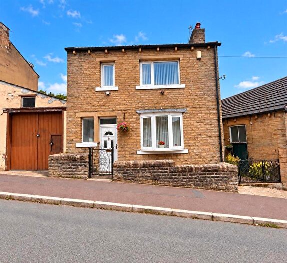 3 Bedroom Link Detached House For Sale In East Parade, Sowerby Bridge, HX6