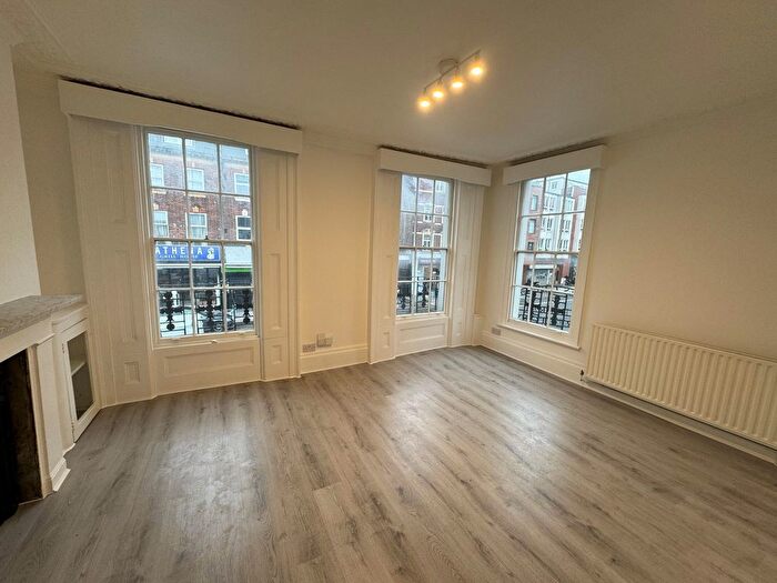 2 Bedroom Flat To Rent In Kilburn High Road, Kilburn, NW6