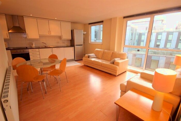 2 Bedroom Flat To Rent In Frying Pan Alley, London, E1