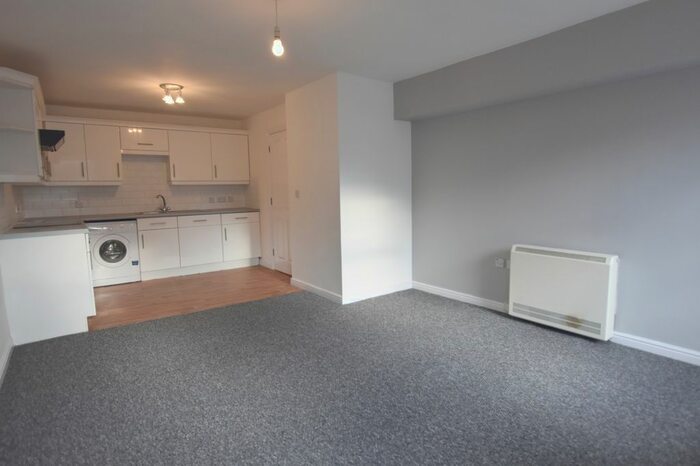1 Bedroom Flat To Rent In Hamilton Road, Nottingham NG5