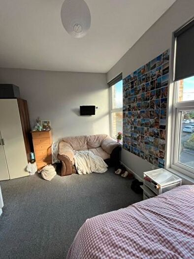 5 Bedroom House To Rent In Cardigan Lane, Leeds, LS6